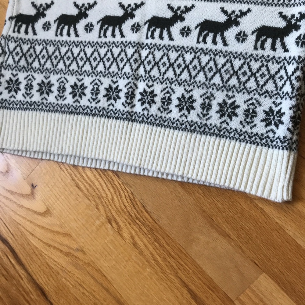 SWEATER - Picture 8 of 9